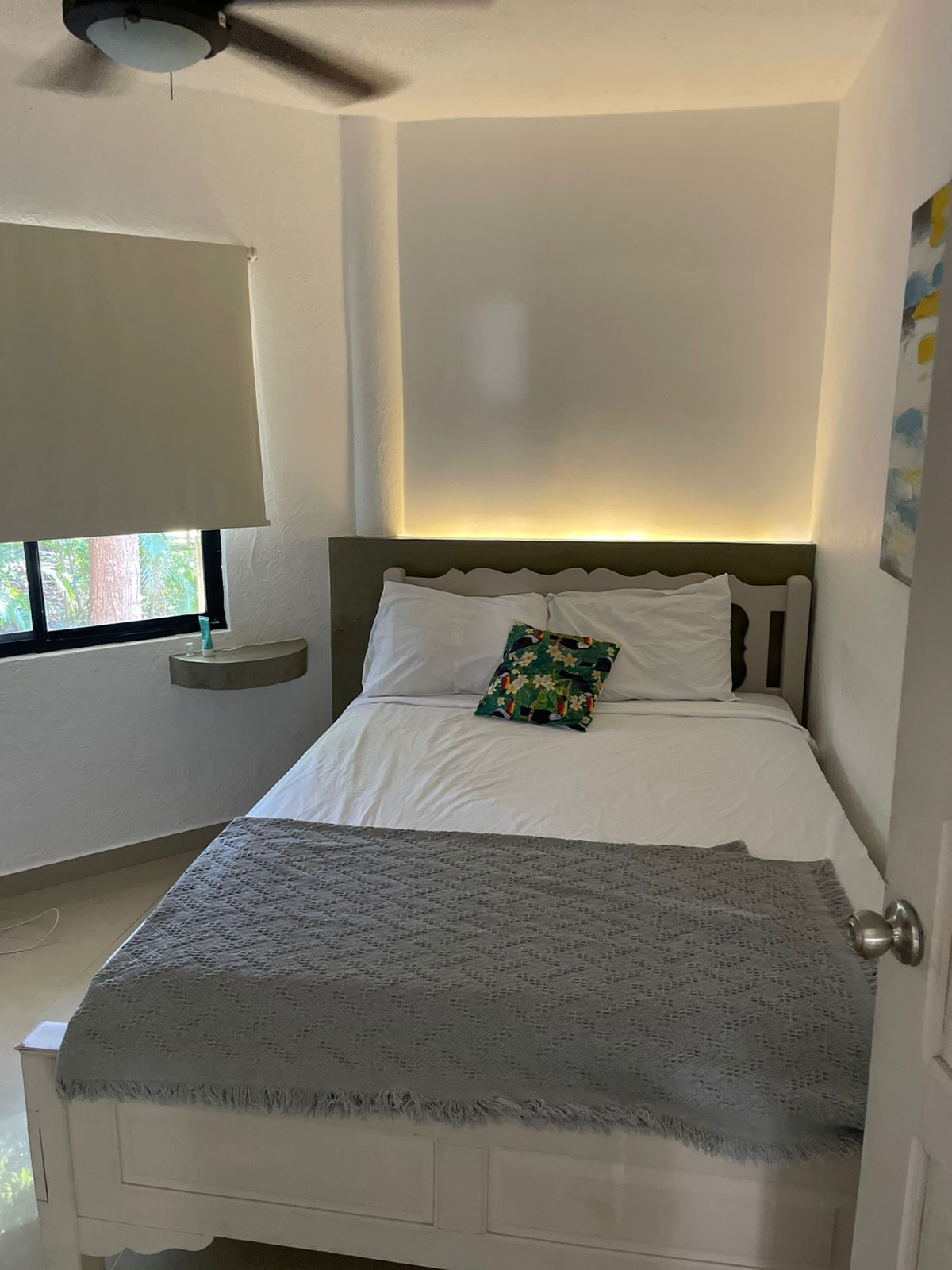 Deluxe Two-Bedroom Apartment with Balcony image 2