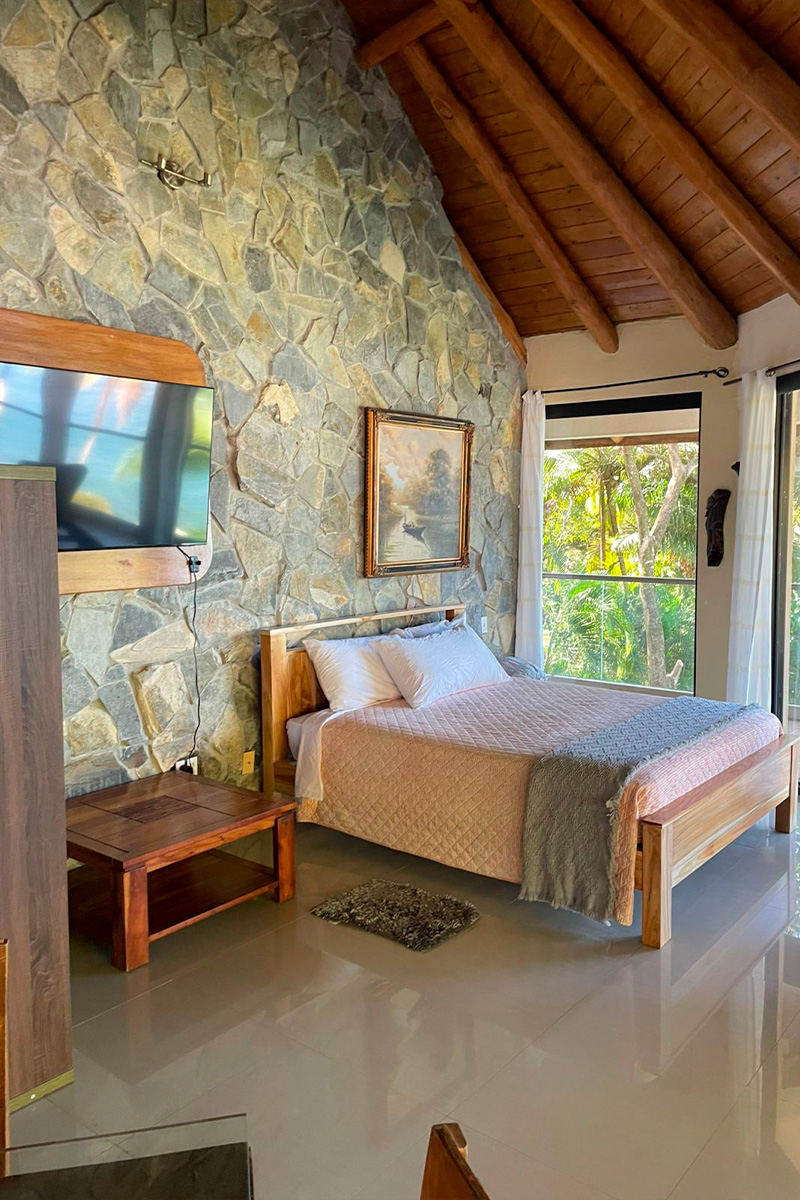 Sea View Suite image 7