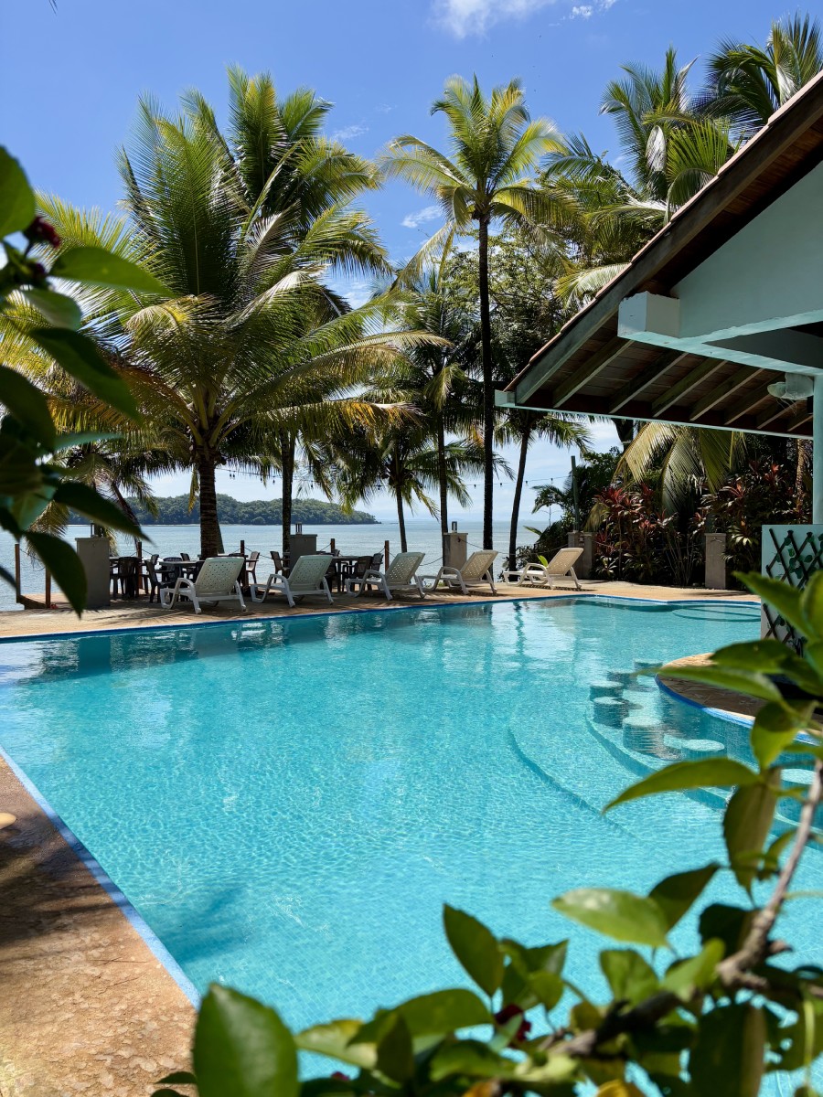 Cabanas Time Out in Santa Catalina